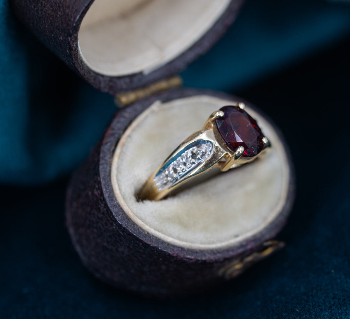 Oval Garnet & Diamond Inlay Ring