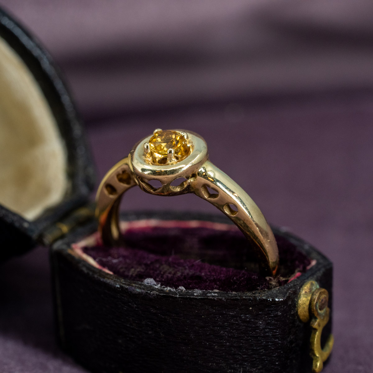 Faux Bezel Yellow Citrine & Heart Band Ring