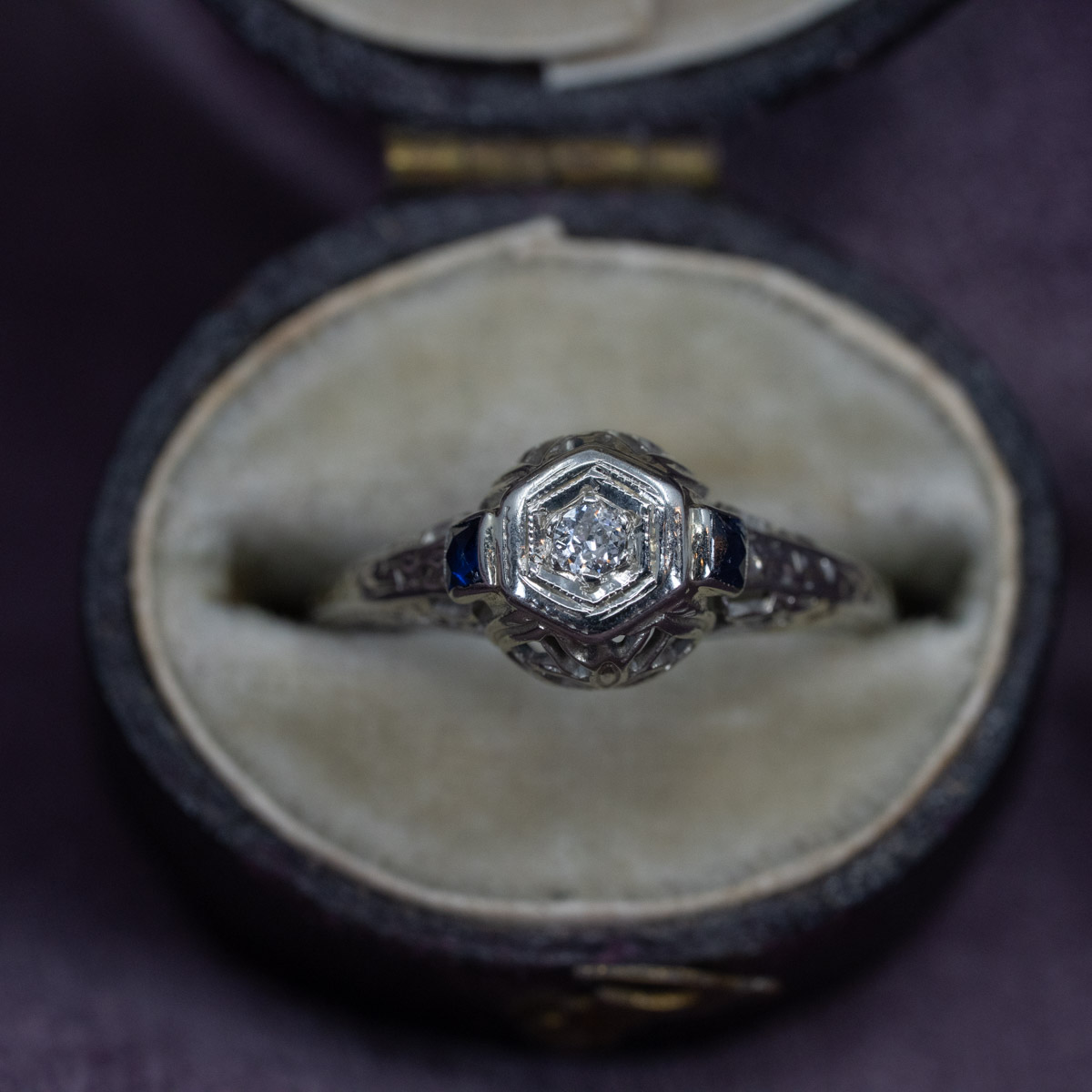 Diamond & Sapphire Filigree Ring