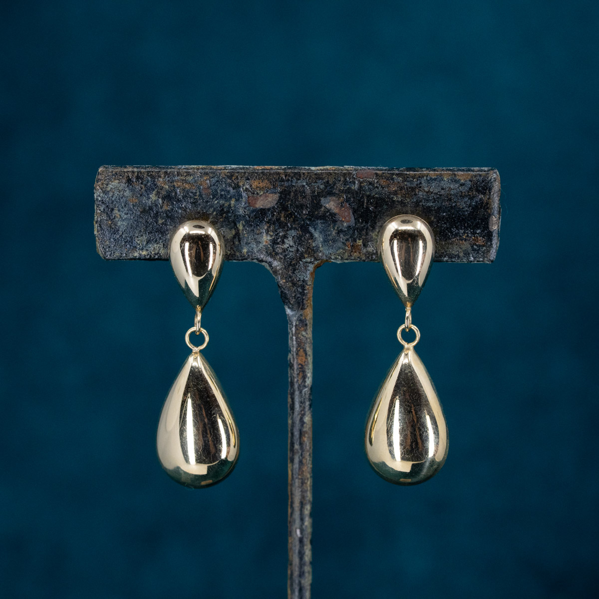 Double Gold Raindrop Posts