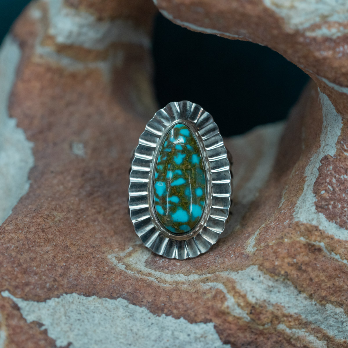 Kingman Red Web Turquoise Ring