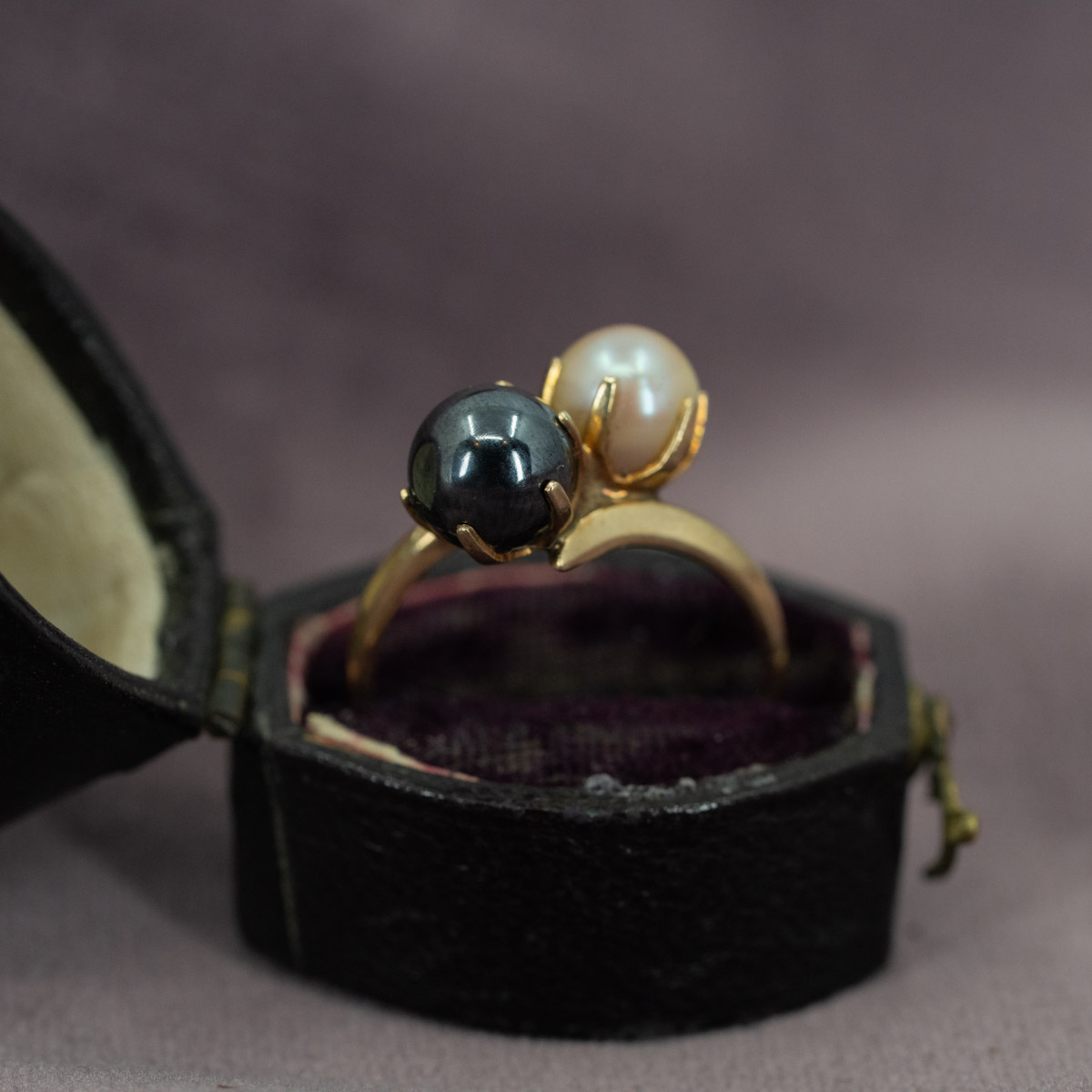 Pearl & Hematite Bypass Ring