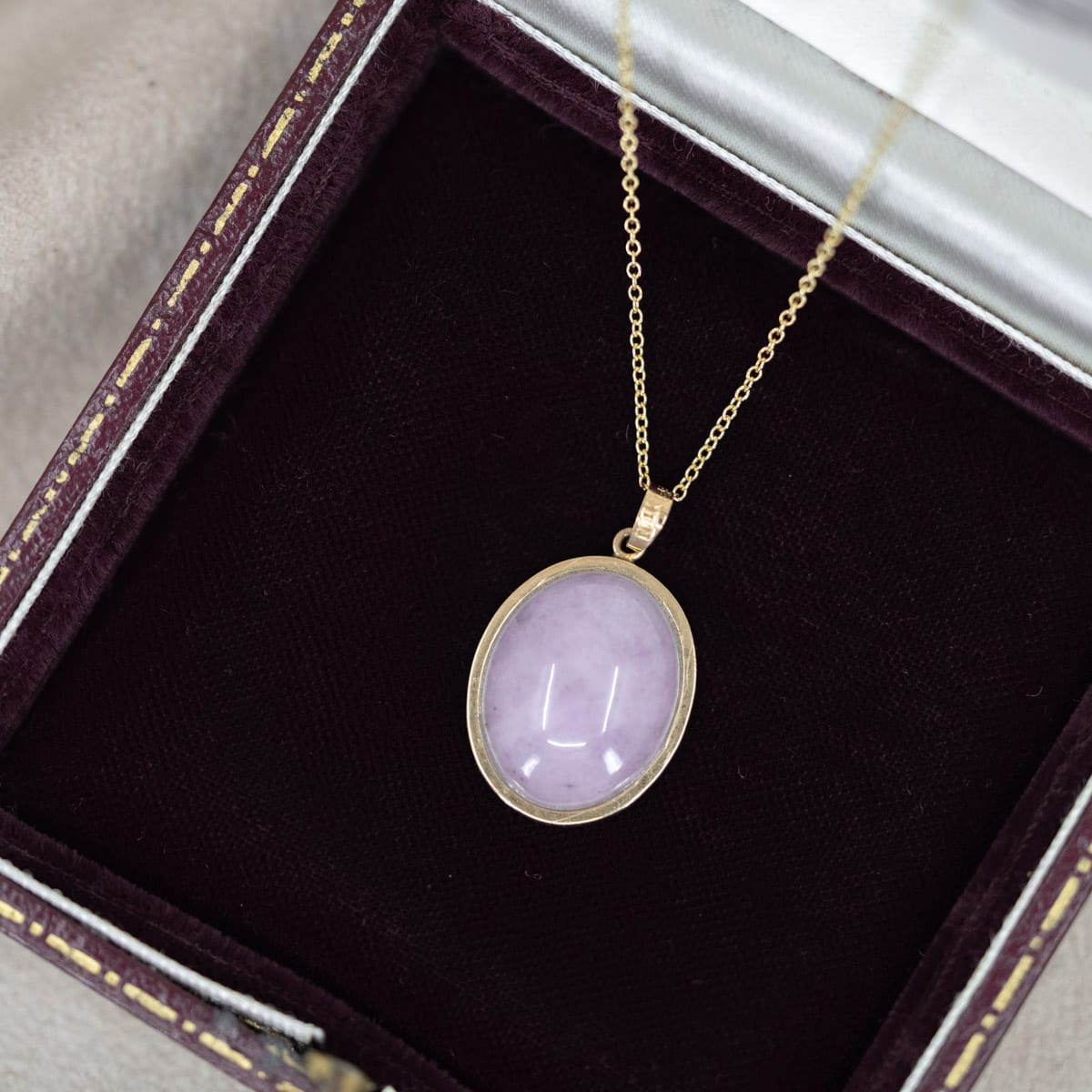Lavender Jade Oval Necklace